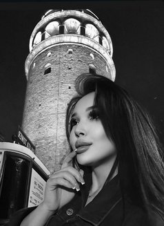 Tiffany - escort in Hong Kong Photo 7 of 7