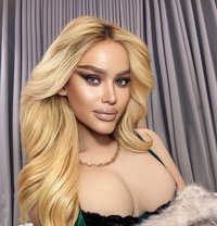 TIFFANY ONE&ONLY BIG GOOD FUCK - Transsexual escort in Khobar