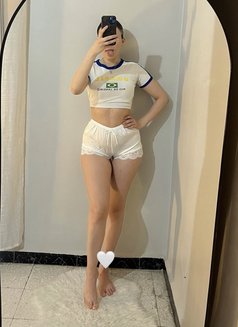 Tiffany - escort in Mecca Photo 5 of 9