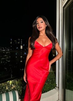 Tiffany Rosie - Transsexual escort in Dubai Photo 3 of 4