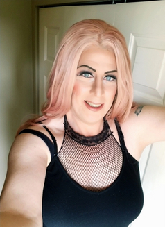 Tiffany Tgirl - Transsexual escort in Surrey Photo 10 of 10