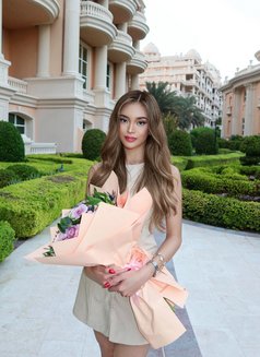 Tiffany - The Best Girlfriend Experience - Transsexual escort in Dubai Photo 23 of 30