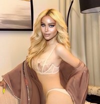 TIFFaNY TOP GOOd fuc k - Transsexual escort in Riyadh