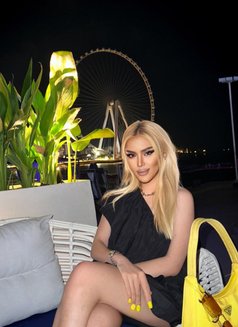 TIFFaNY TOP GOOd fuc k - Transsexual escort in Riyadh Photo 15 of 21