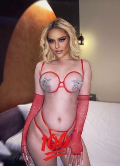 ทิฟฟานี่ ท็อป แอนด์ ออนลี่วัน 🤪 - Transsexual escort in Dubai Photo 4 of 6
