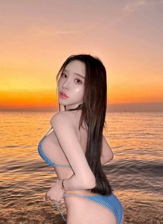 Tiffanynewinthailand - Transsexual escort in Bangkok Photo 2 of 6