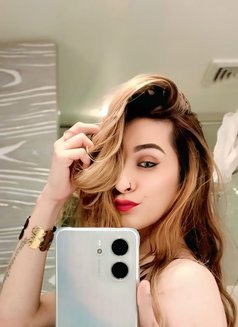 Tiffy - Transsexual escort in Ahmedabad Photo 4 of 6