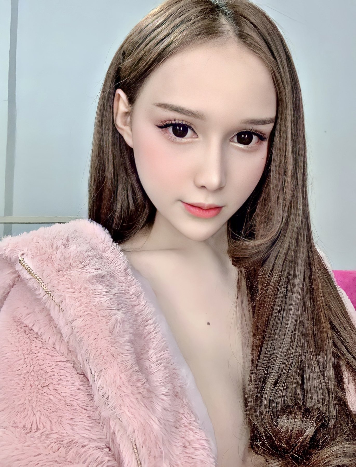 Tiffy Transgender, Vietnamese Transsexual escort in Ho Chi Minh City