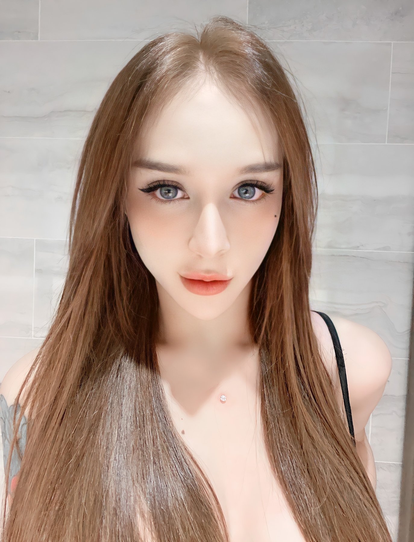 Tiffy Transgender, Vietnamese Transsexual escort in Ho Chi Minh City