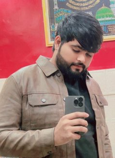 Tiger Hunk - Male escort in Noida Photo 1 of 3