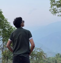 Tiger - Acompañantes masculino in Kathmandu