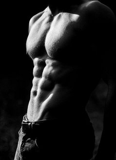 Tiger - Male escort in Karāchi Photo 2 of 2