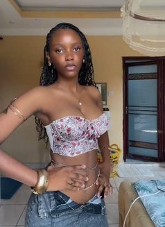 Tight & Sweet Essie - escort in Chennai Photo 3 of 5