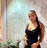 Tight Wet Pussy Maya Deepthroat Queen - puta in Gurgaon Photo 1 of 4