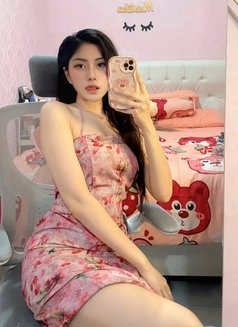 Tika - escort in Bali Photo 3 of 5