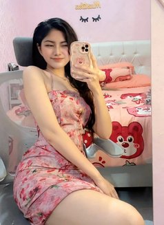 Tika - escort in Bali Photo 4 of 5