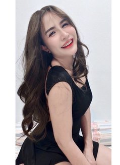 Tikky - masseuse in Bangkok Photo 4 of 8