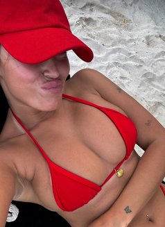 Tima - puta in Yokosuka Photo 1 of 3