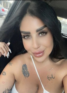 Tima - puta in Beirut Photo 12 of 14