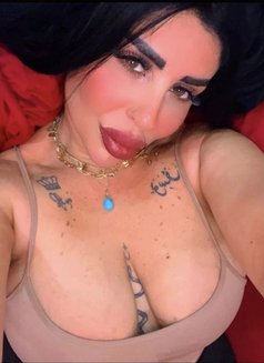 Tima - puta in Beirut Photo 13 of 14