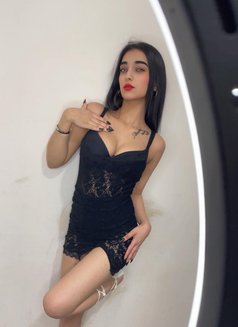 Tima - escort in Beirut Photo 4 of 7