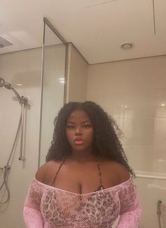 Tima - escort in Dubai Photo 4 of 5