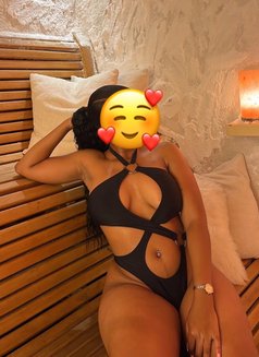 Lusty queen - escort in Nairobi Photo 4 of 6