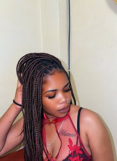 Lusty queen - escort in Nairobi Photo 3 of 6