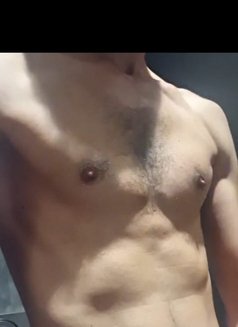 Timo - Masajista in Dubai Photo 2 of 4