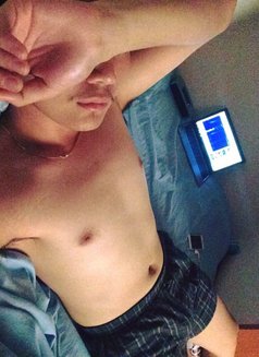 Timothy - Male escort in Makati City Photo 4 of 4