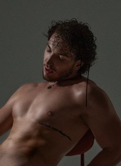 Timur G - Acompañantes masculino in Dubai Photo 3 of 7