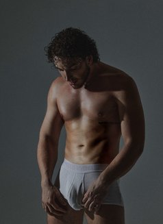 Timur G - Acompañantes masculino in Dubai Photo 5 of 7
