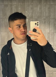 Timur Russian boy - Acompañantes masculino in Dubai Photo 6 of 6