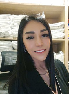 Tin - escort in Abu Dhabi Photo 10 of 10