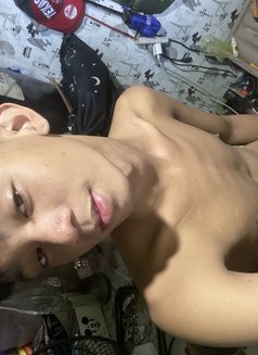 Tin - Male escort in Manila Photo 6 of 15