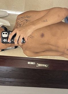 Tin - Male escort in Manila Photo 8 of 15