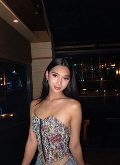 Tin_YourDream_ VersaBot - Acompañantes transexual in Cebu City Photo 8 of 11