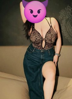 Tina Ahlawat in Bangalore - escort in Bangalore Photo 2 of 2