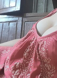 Tina Anal Service - Acompañantes transexual in Kolkata Photo 8 of 11