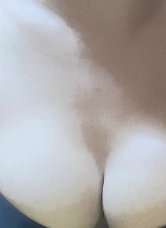 Tina Anal Service - Acompañantes transexual in Kolkata Photo 11 of 11