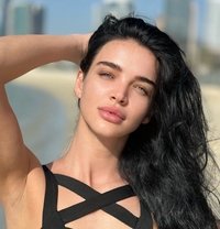 Tina - escort in Dubai Photo 1 of 6