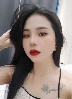 Tina best service - escort in Dubai Photo 14 of 14