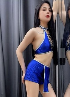 Tina best service - escort in Dubai Photo 17 of 19