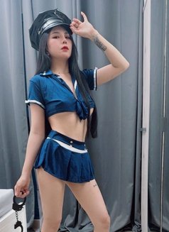Tina best service - escort in Dubai Photo 18 of 19