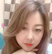 Tina Escort Full Service - puta in Prague (Praha)