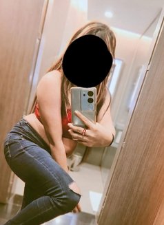 Tina Escort Service All Delhi Aerocity - puta in New Delhi Photo 4 of 4