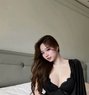 Tina incall outcall service - escort in Ras al-Khaimah Photo 1 of 5