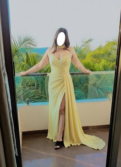 Tina - companion in Ahmedabad Photo 12 of 12