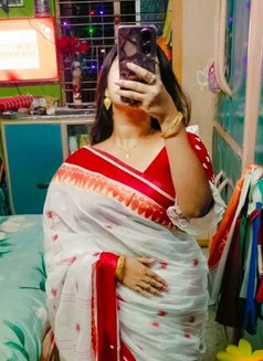 Tina - escort agency in Candolim, Goa Photo 2 of 2