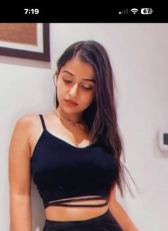Tina - escort in Kolkata Photo 3 of 4